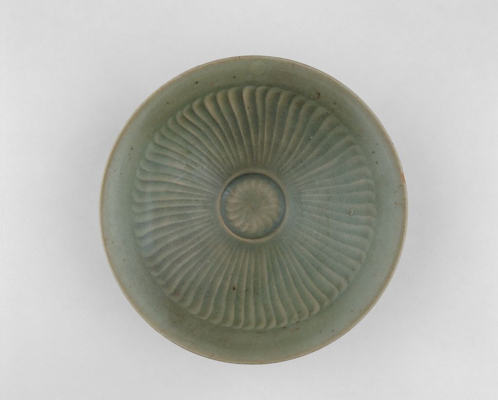 图片[2]-Yaozhou kiln printing chrysanthemum petal bowl-China Archive